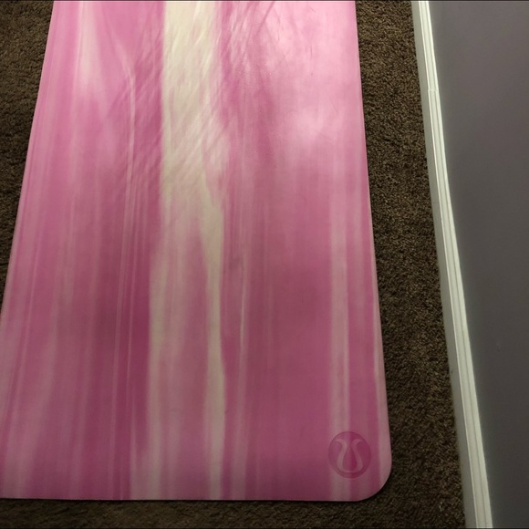 matras yoga lululemon